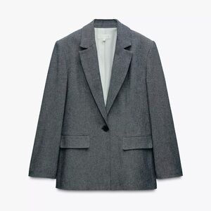NWT- Zara straight cut shoulder pad blazer